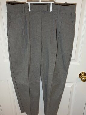 H&M Women's Gray Pleated Dress Trousers